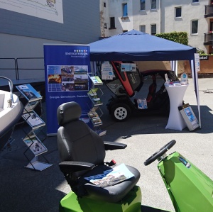 Unser Stand beim Hofer Boxenstopp 2017 Unser Stand beim Hofer Boxenstopp 2017